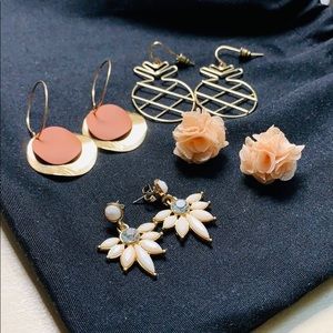NWOT 4-Set Summer Earrings - pink/gold